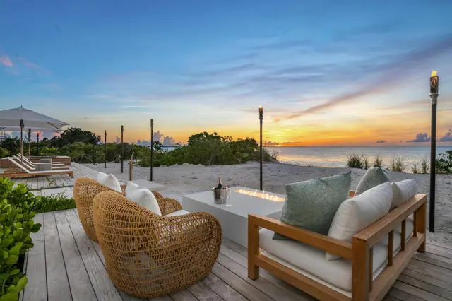 7 nights at 5-Bed Villa with Heated pool, Providenciales, photo 6