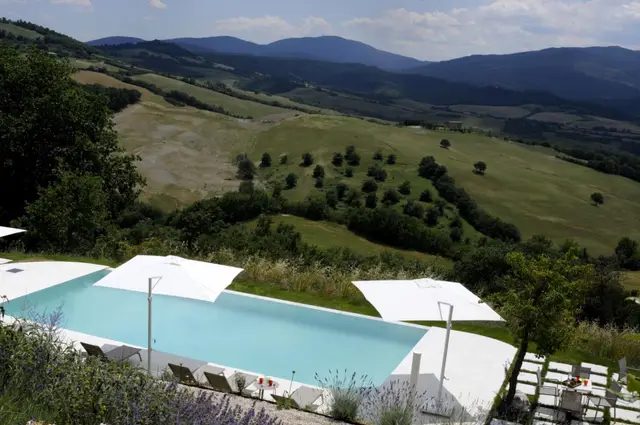 Vilă cu piscină în Radicondoli