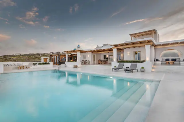 7 nopți la 8-Bedroom Villa with Heated pool, Sleeps 16, fotografia 6
