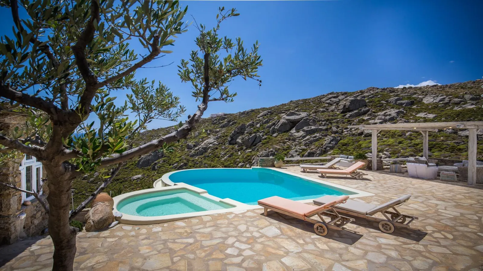 Vilă cu piscină și jacuzzi în Plintri, fotografia 2