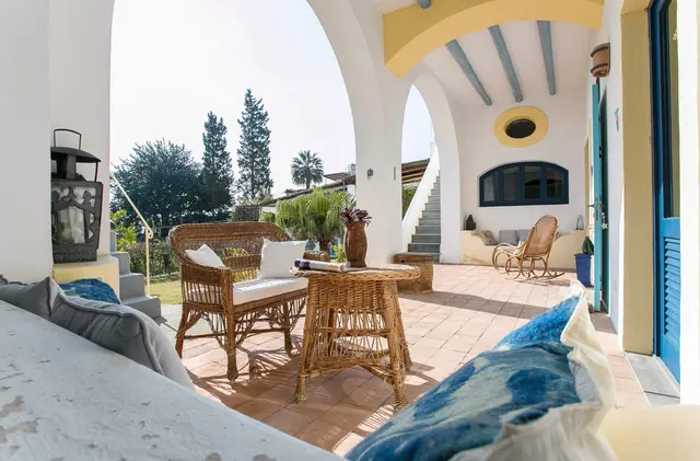 7 nopți la 5-Bed Villa with Swimming pool, Santa Marina Salina, fotografia 8