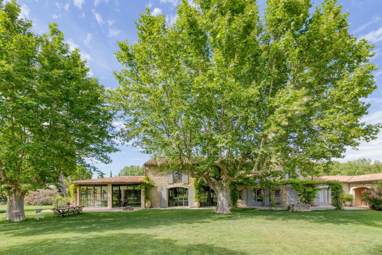 7 nights at Villa with Heated pool and Gym in Saint-Rémy-de-Provence, photo 12