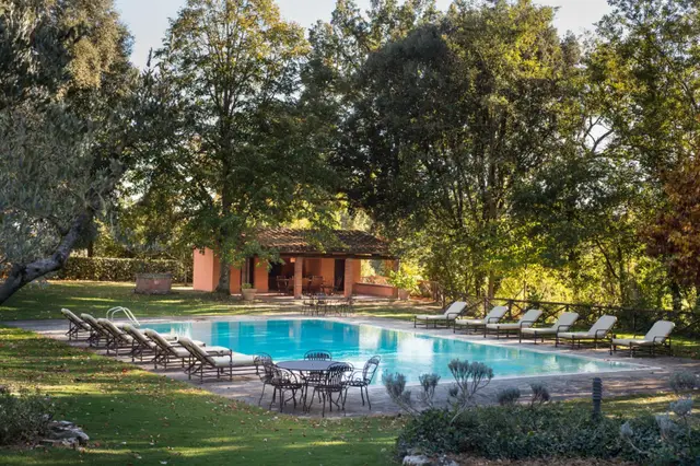 7 nopți la 10-Bed Villa with Heated pool, Loro Ciuffenna