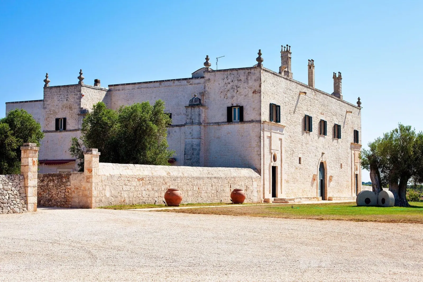 Vilă cu 6 dormitoare și piscină, Ostuni, fotografia 3