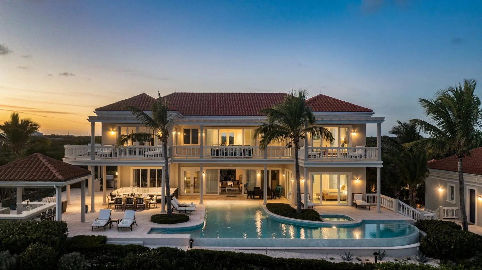 7-Bed Villa with Swimming pool, Providenciales, photo 2