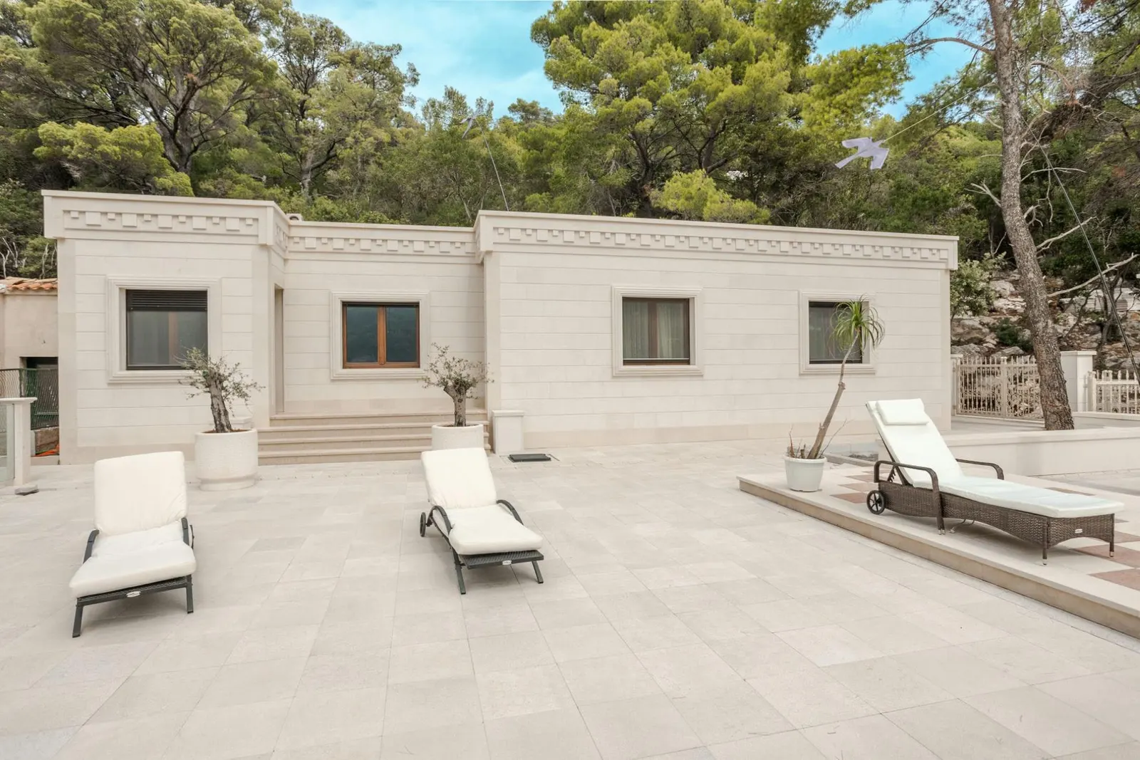 Vilă cu 4 dormitoare și piscină, capacitate 8 persoane, fotografia 8