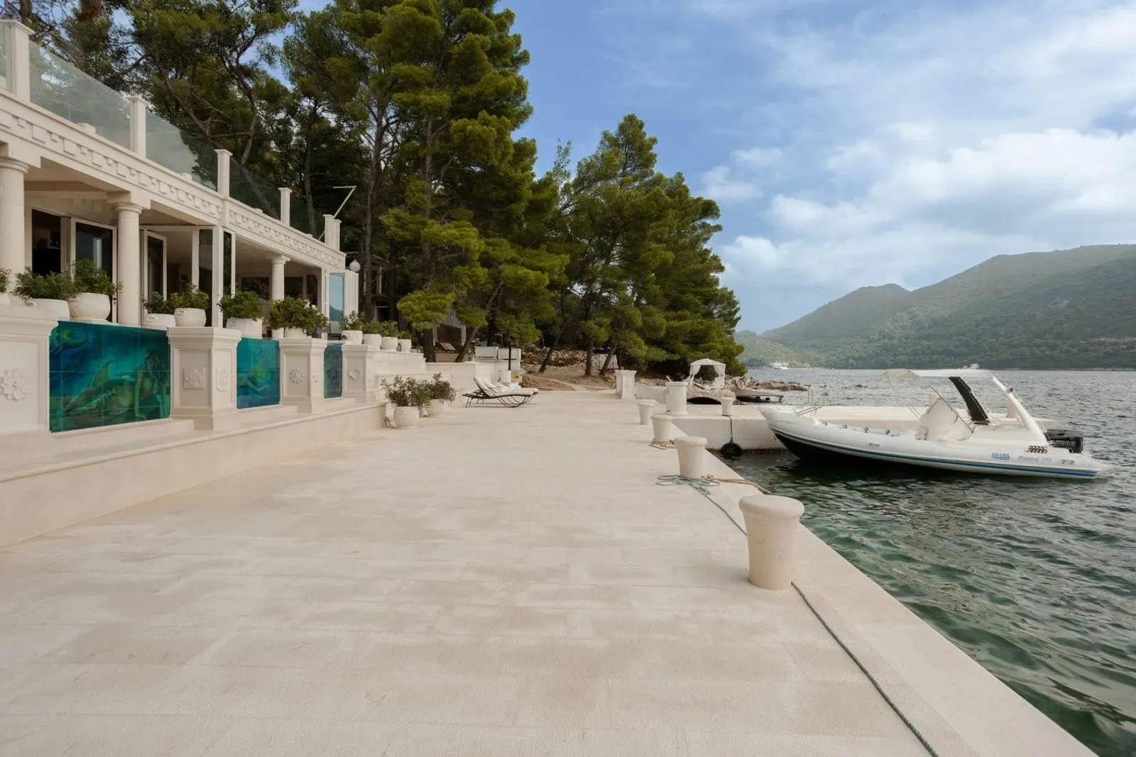 Vilă cu 4 dormitoare și piscină, capacitate 8 persoane, fotografia 6