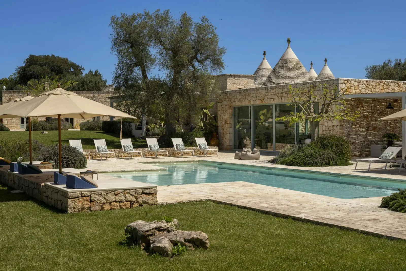 Vilă cu piscină în Ostuni, fotografia 3