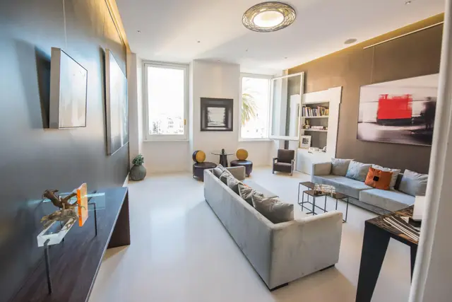 Apartament cu 6 dormitoare în Roma