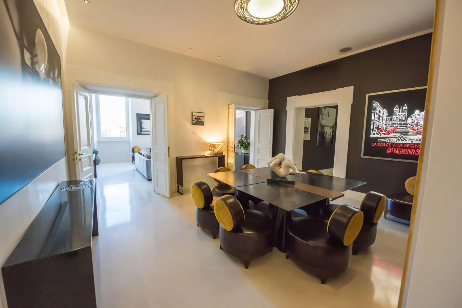 Apartament cu 6 dormitoare în Roma, fotografia 3