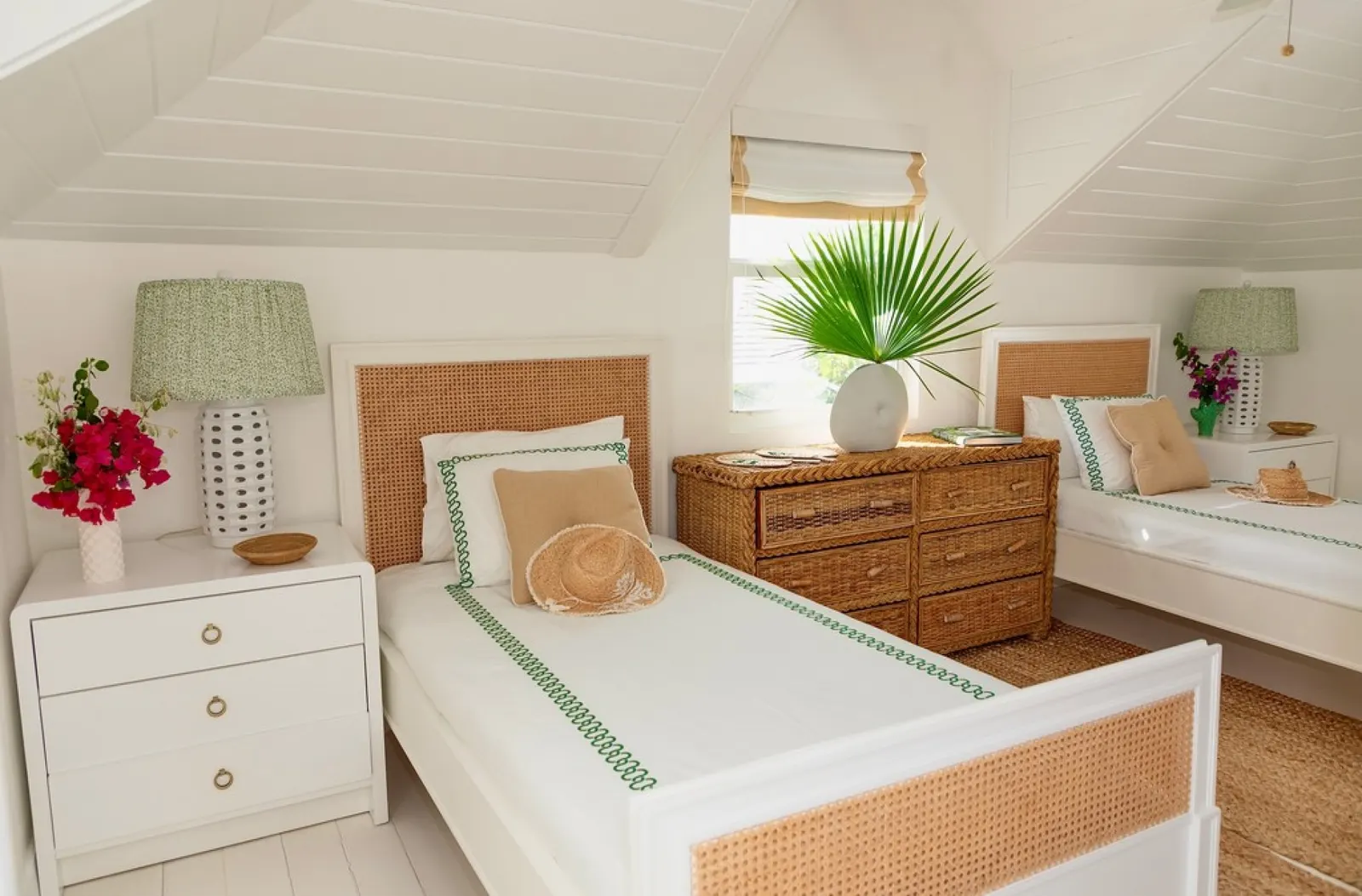 6-Bedroom Villa with Swimming pool, Sleeps 12,, photo 26