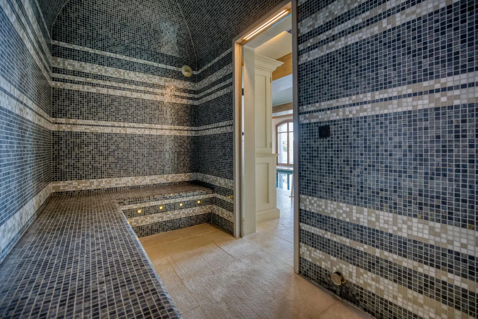 Chalet pentru 10 persoane în Courchevel, fotografia 17
