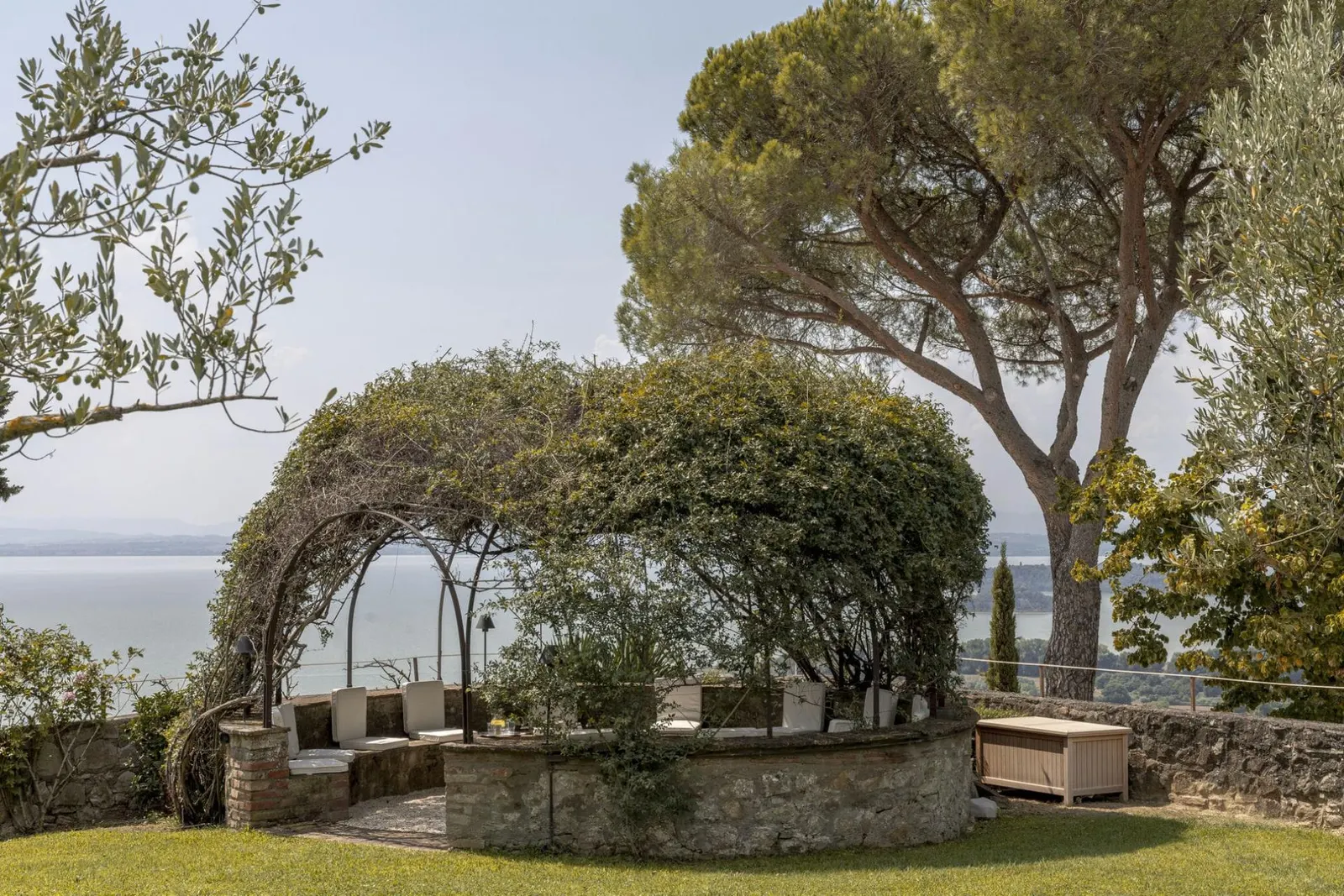 7 nopți la Villa with Swimming pool in Passignano Sul Trasimeno, fotografia 6
