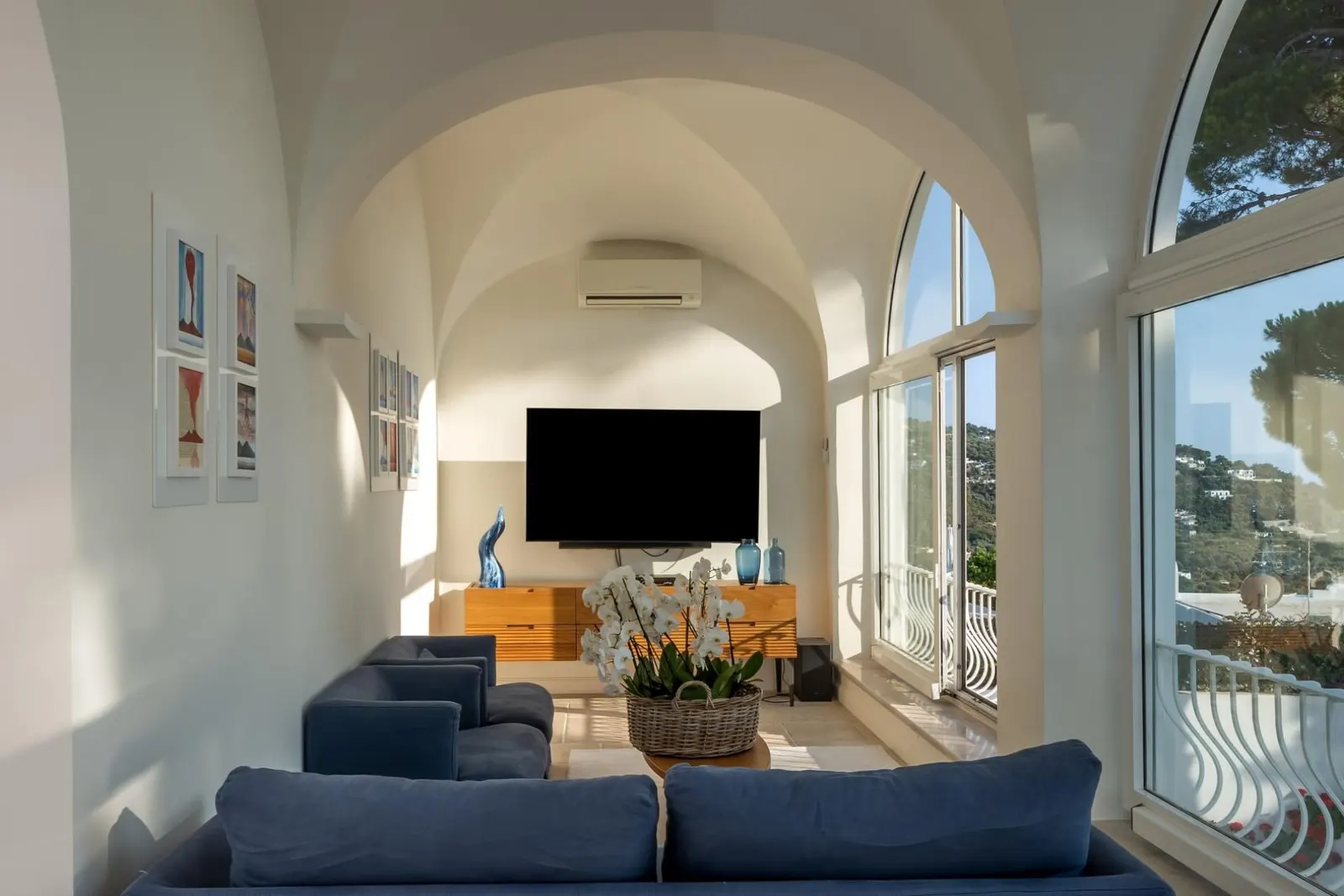 7 nopți la Villa with Swimming pool in Anacapri, fotografia 9