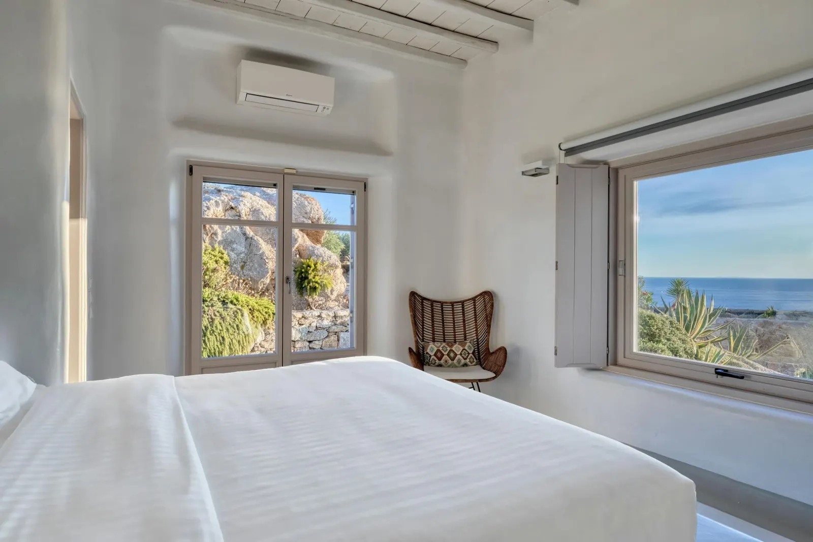 5-Bedroom Villa in Psarou, photo 18