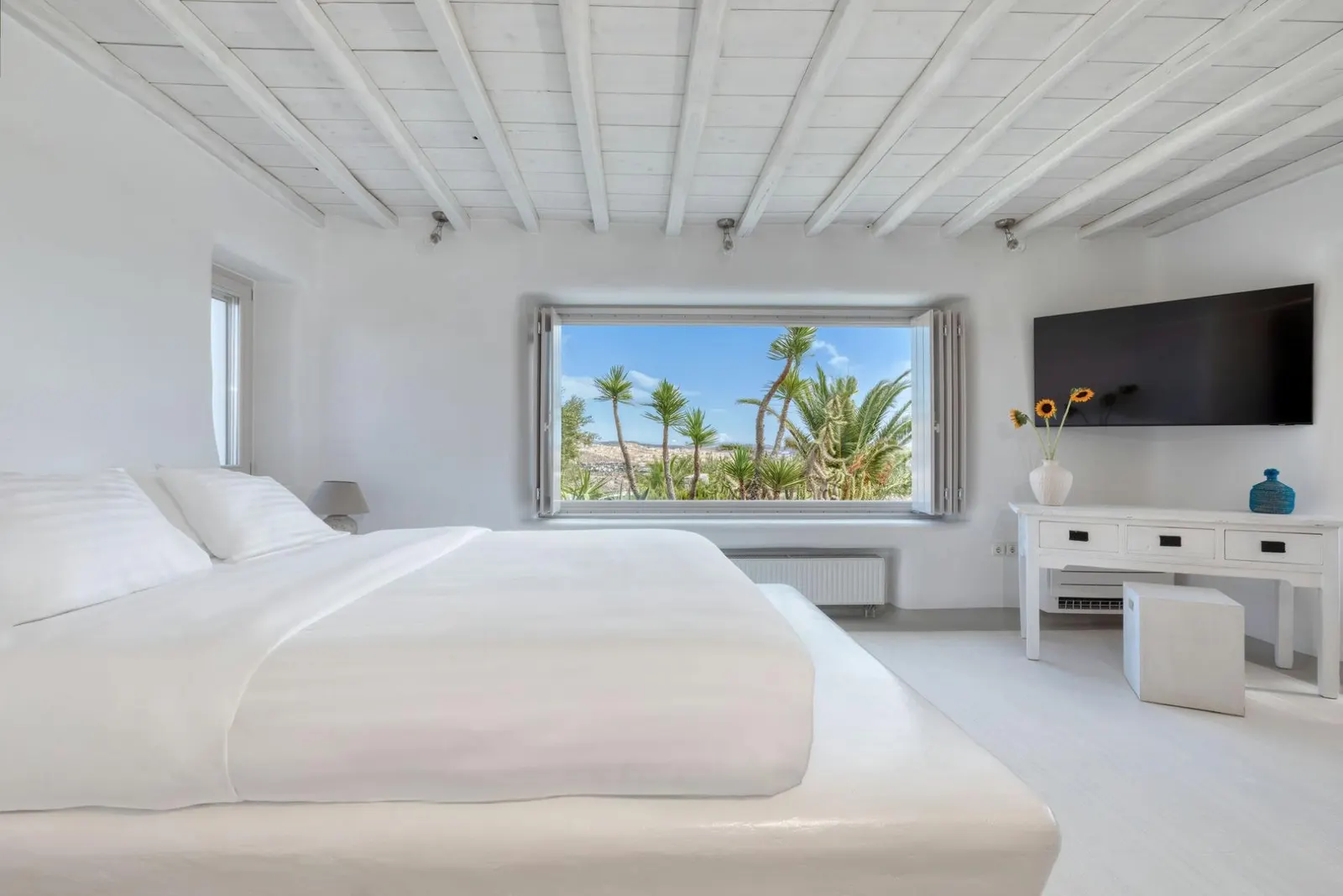 5-Bedroom Villa in Psarou, photo 17