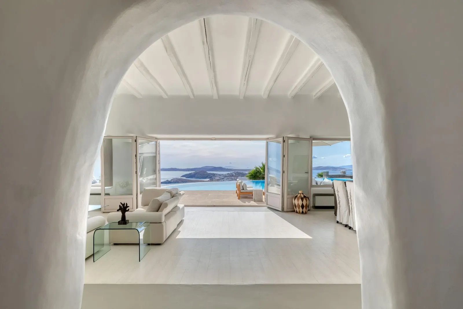 5-Bedroom Villa in Psarou, photo 13