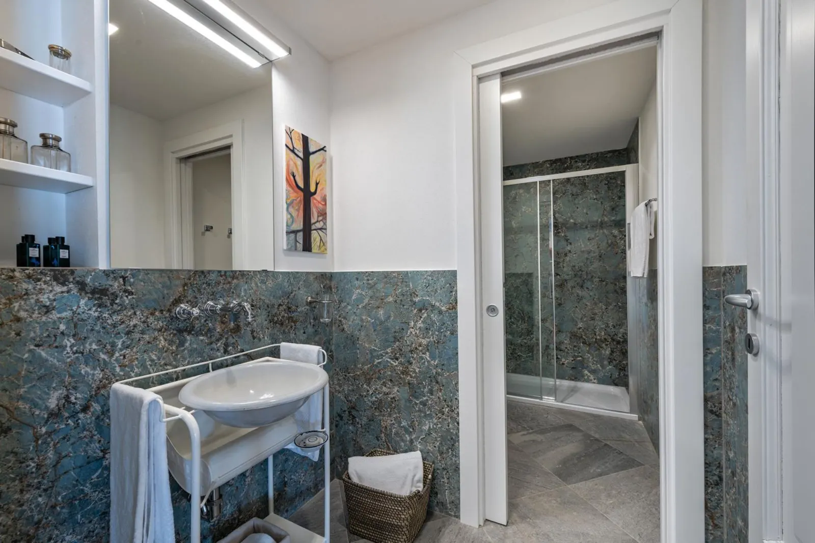 7-Bedroom Villa with Heated pool, Pianello del Lario, Lombardia, photo 28