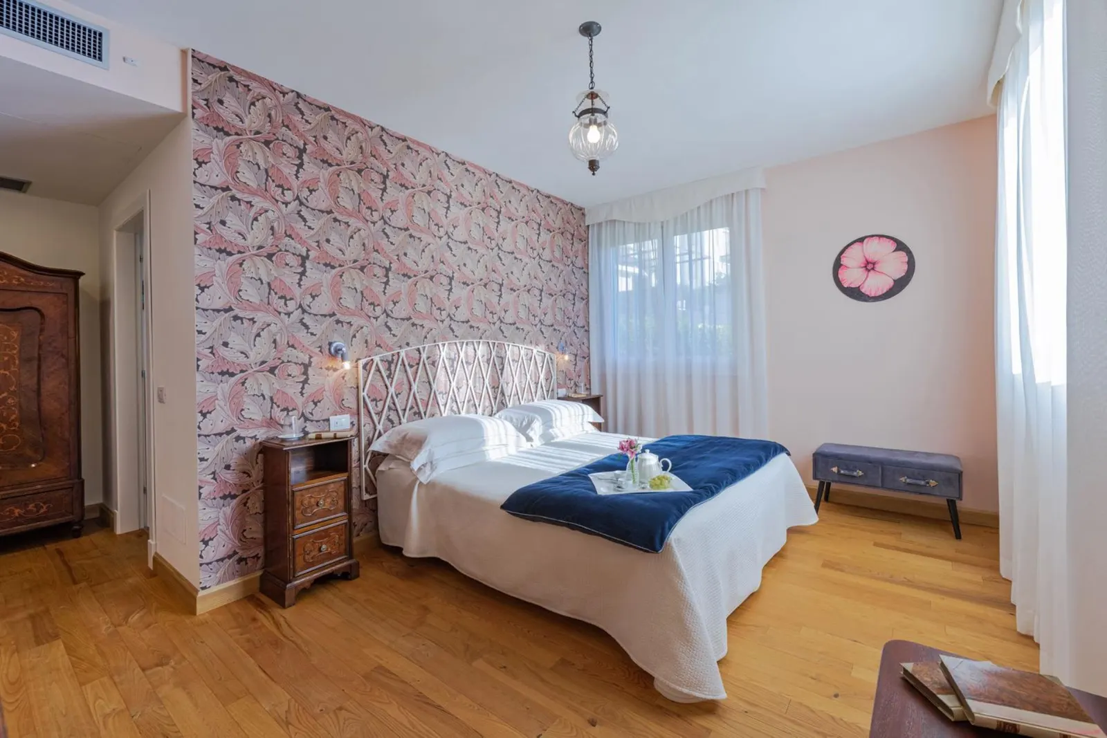 7-Bedroom Villa with Heated pool, Pianello del Lario, Lombardia, photo 18