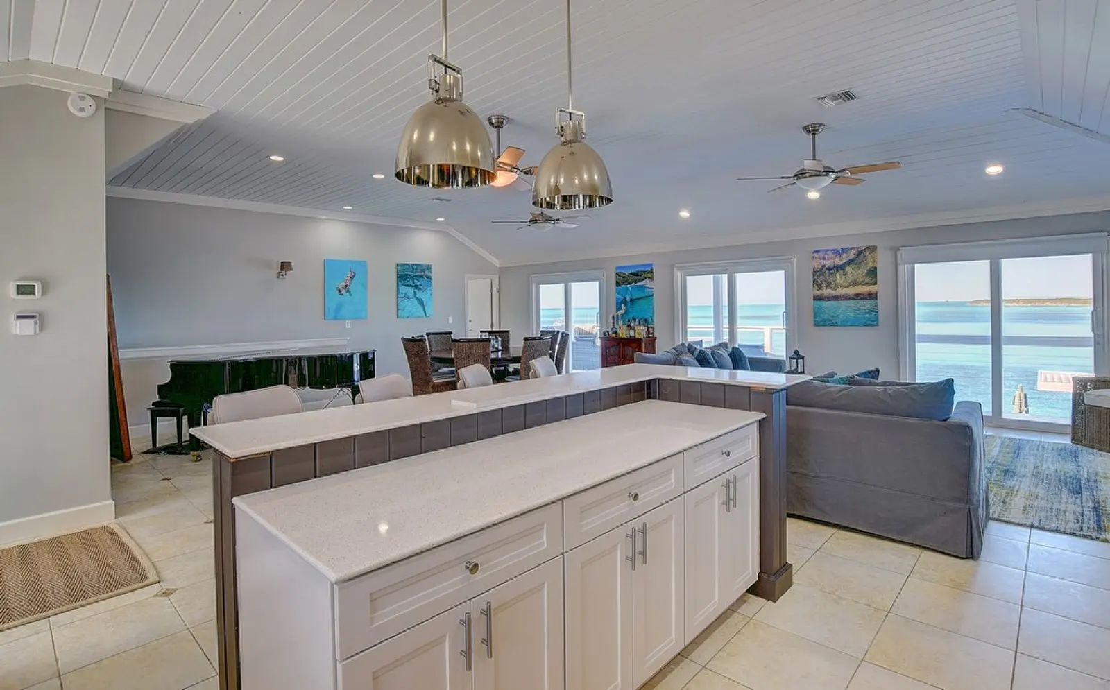Villa with Swimming pool and Spa in Exuma, photo 51