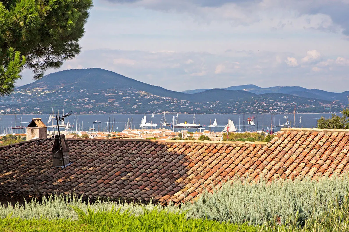 Vilă cu piscină încălzită în Saint-Tropez, fotografia 39