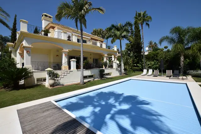 7 nopți la Villa for 10 Guests in Marbella