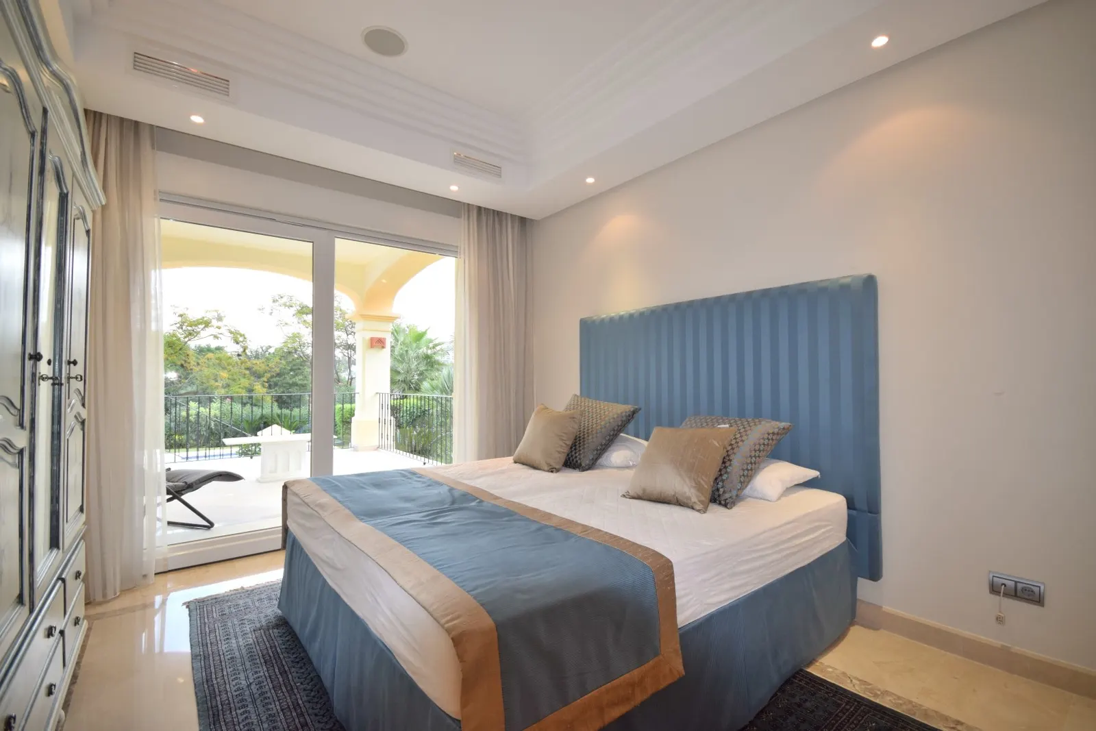 7 nopți la Villa for 10 Guests in Marbella, fotografia 12