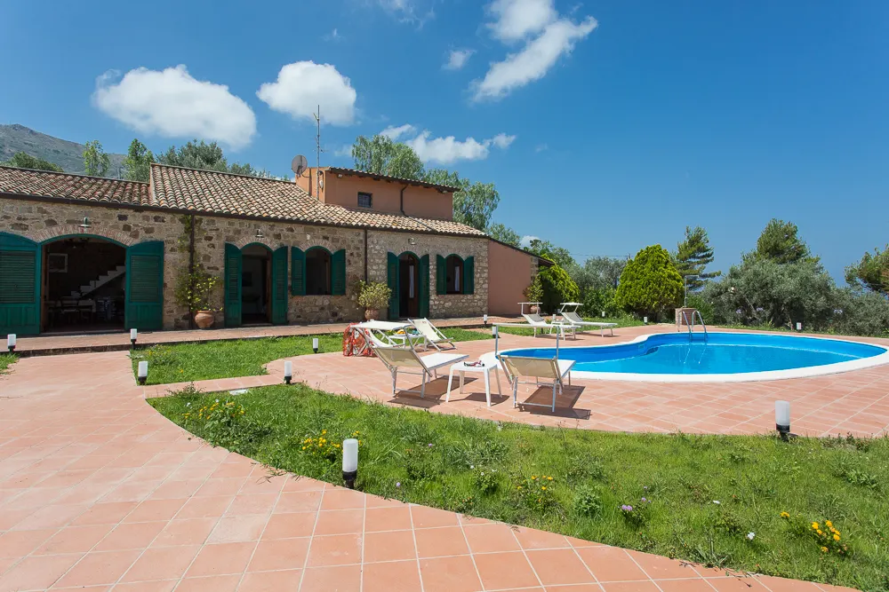 Villa with Swimming pool in Acquedolci, photo 8