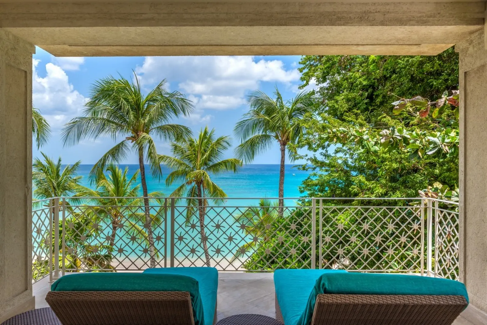 Vilă cu 4 dormitoare și piscină, Paynes Bay, fotografia 5