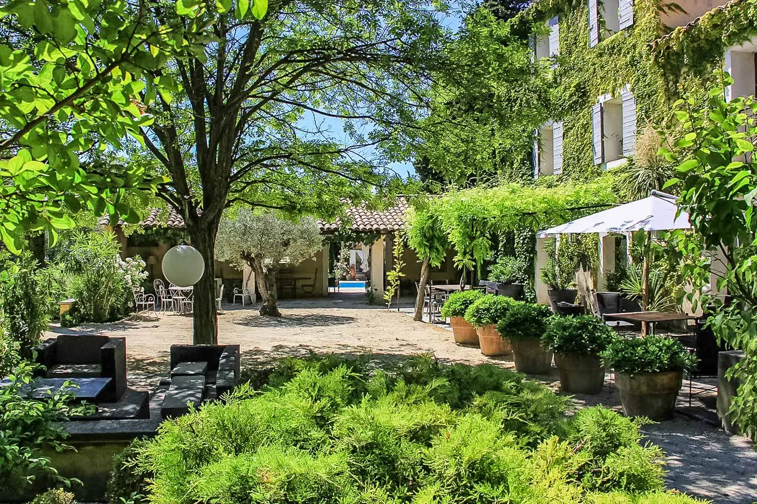 7 nopți la Villa with Heated pool in Le Thor, fotografia 9