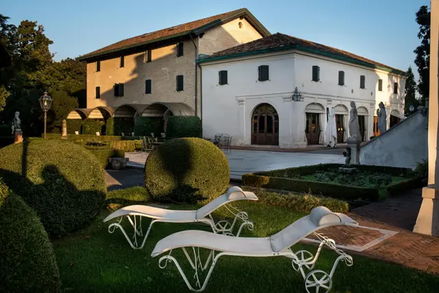 7 nopți la 9-Bedroom Villa in Mira, fotografia 7