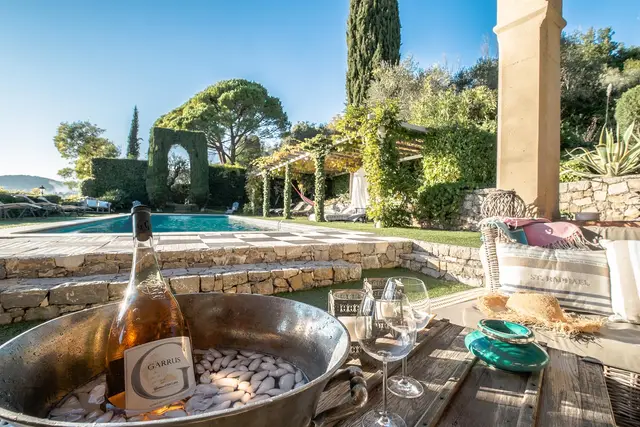 7 nopți la 7-Bedroom Villa in Grasse, fotografia 6