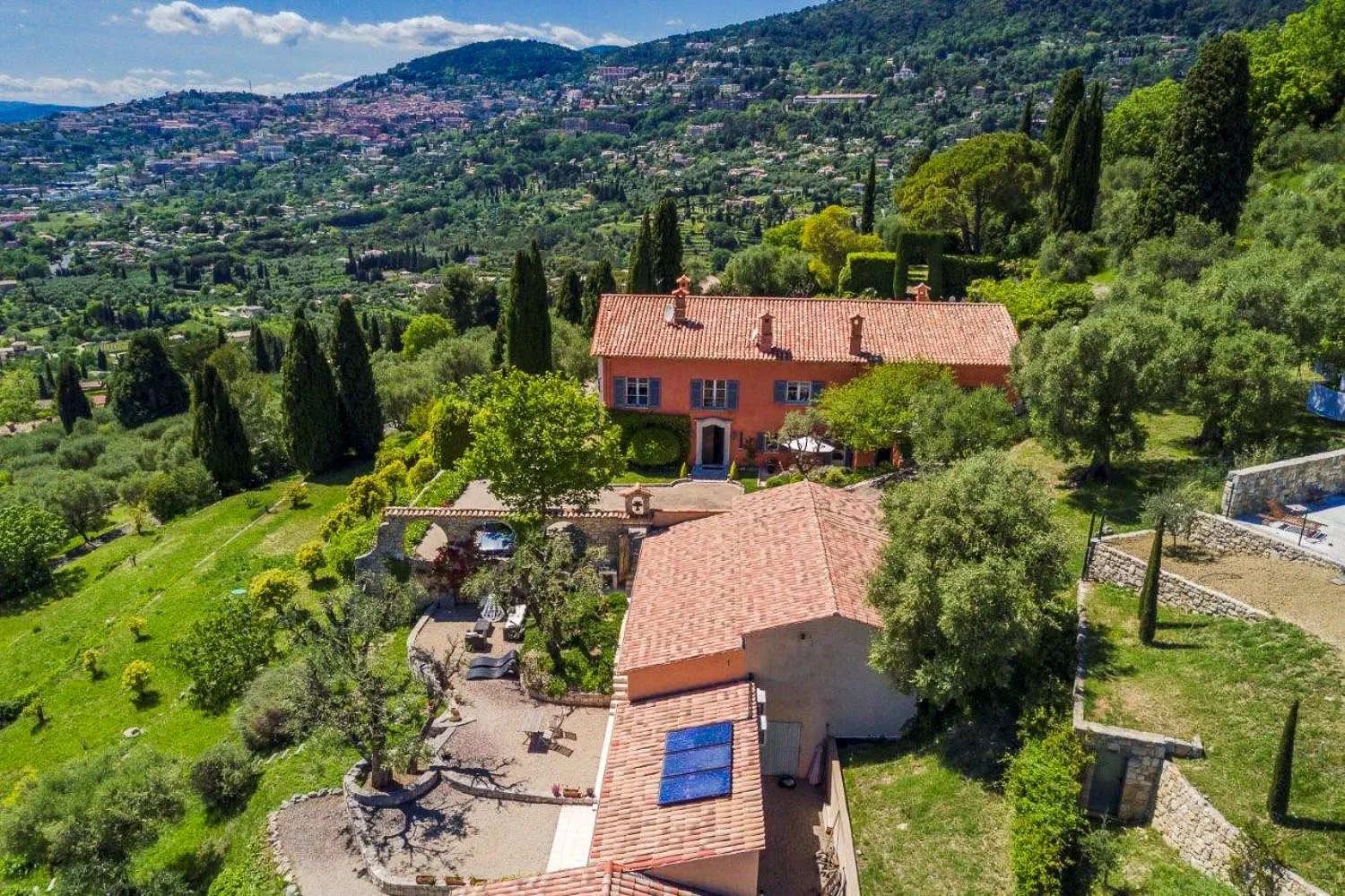 Vilă cu 7 dormitoare în Grasse, fotografia 68