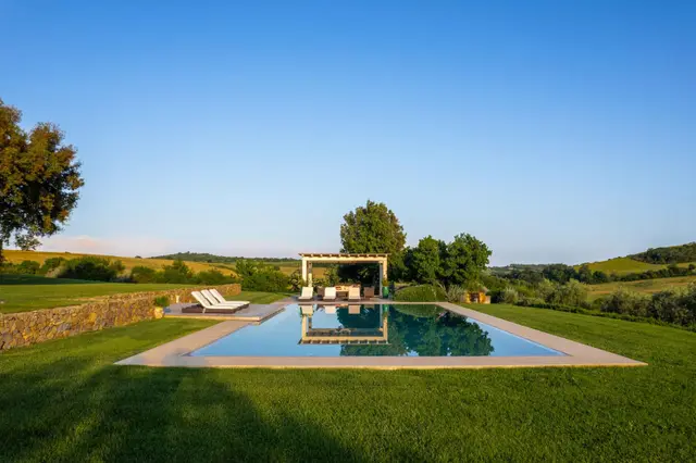 7 nopți la 5-Bedroom Villa with Heated pool, Borgo Carige, Tuscany, fotografia 4