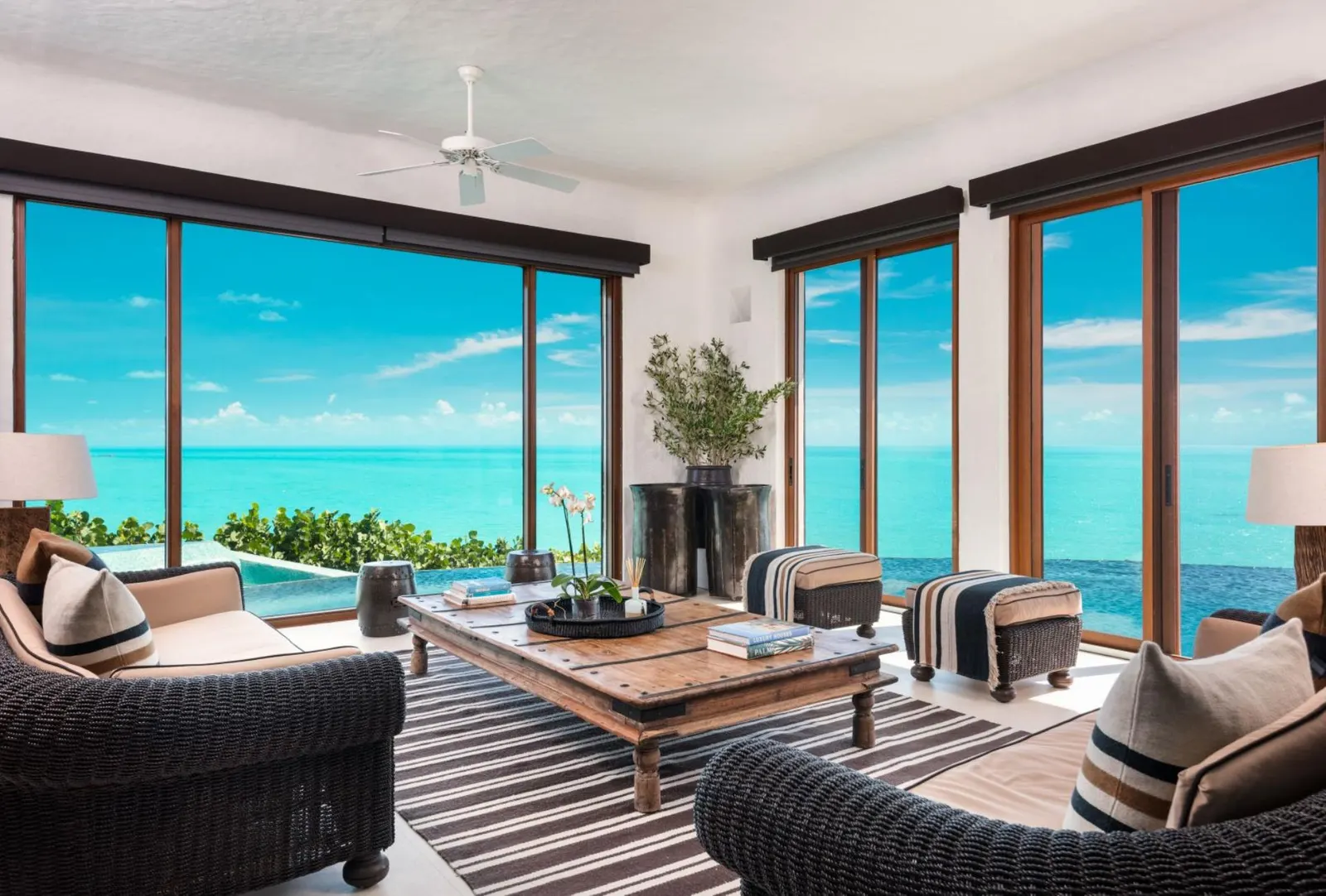 Vilă cu 6 dormitoare și piscină, Providenciales, fotografia 11