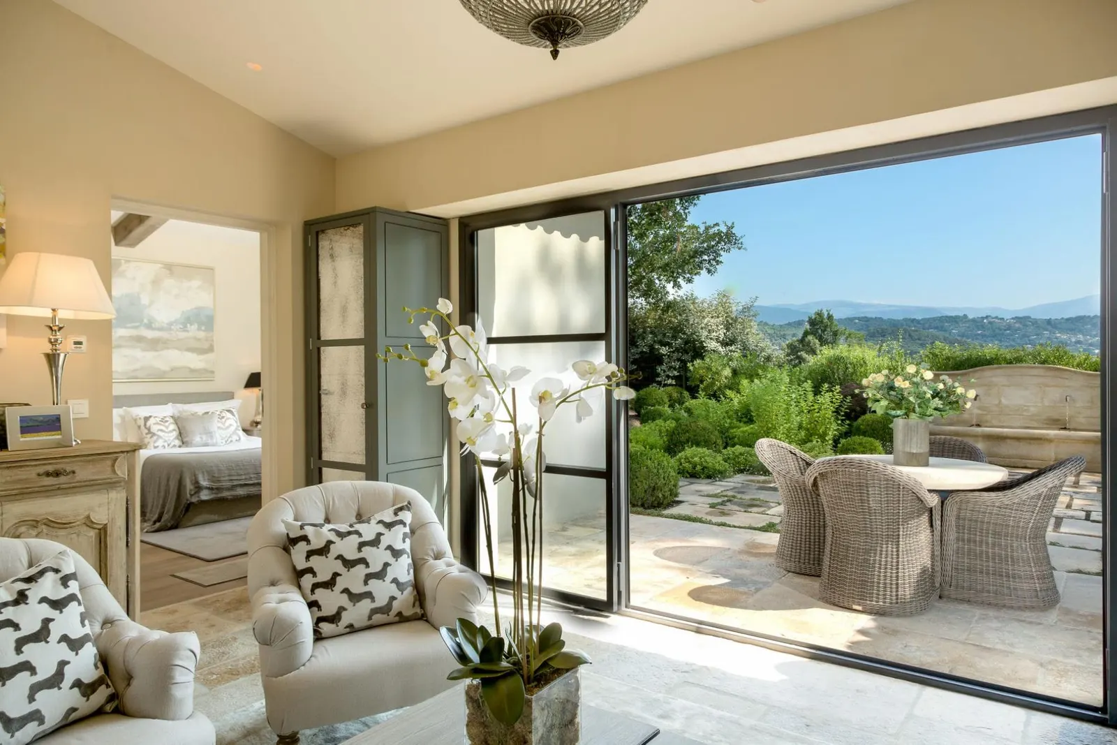 7 nights at Villa for 16 Guests in Tourrettes, photo 12