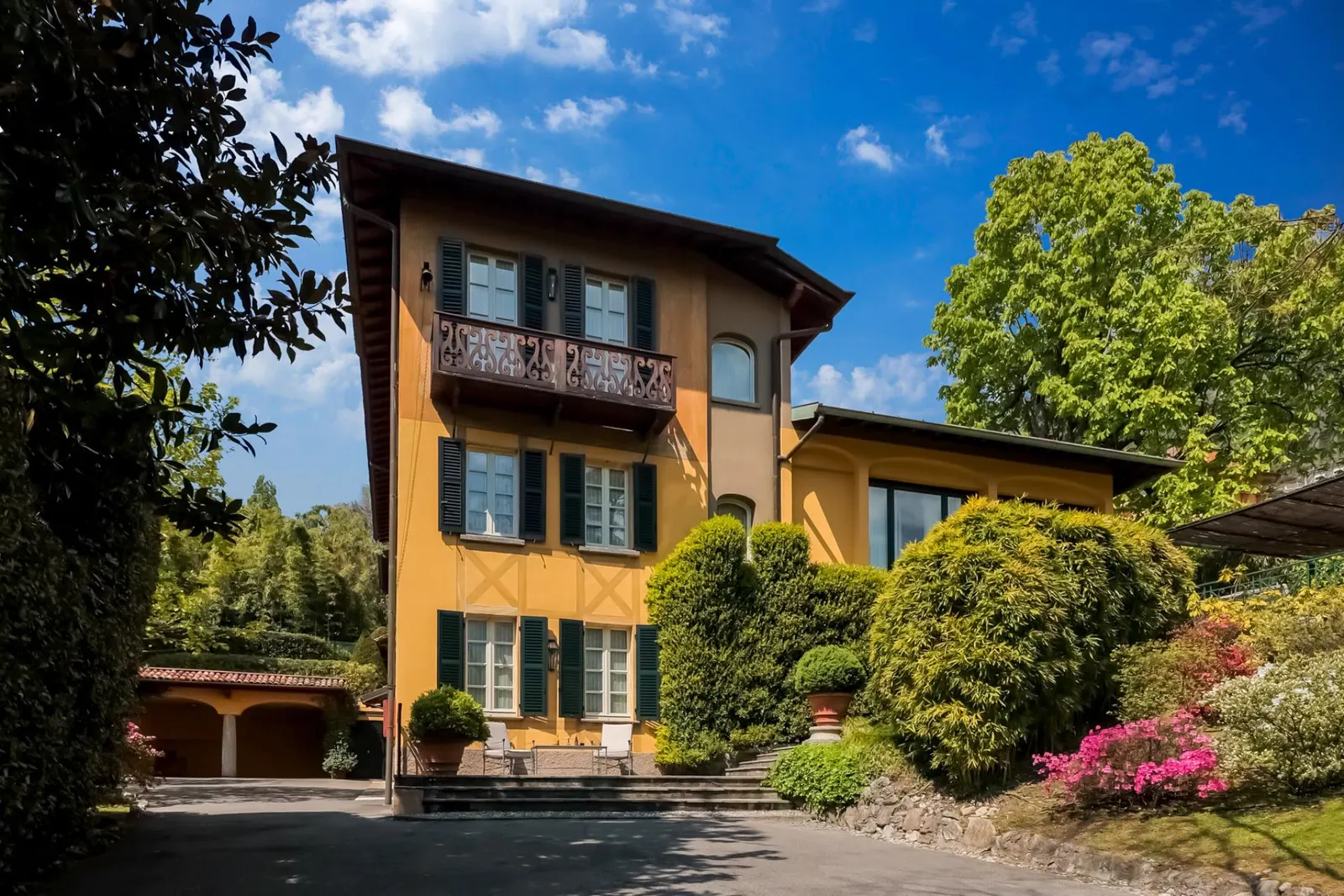 7 nopți la 6-Bedroom Villa with Indoor pool, Sleeps 12, fotografia 6