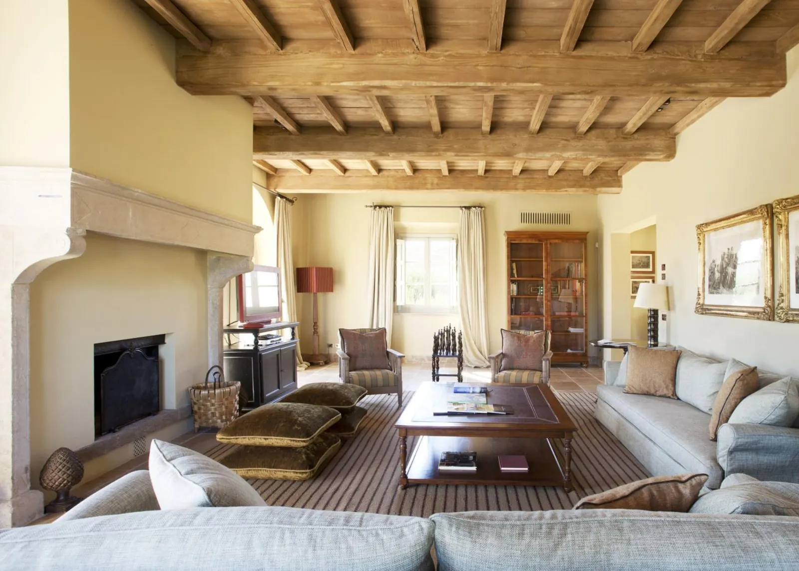 Vilă cu piscină încălzită și spa în Montalcino, fotografia 5