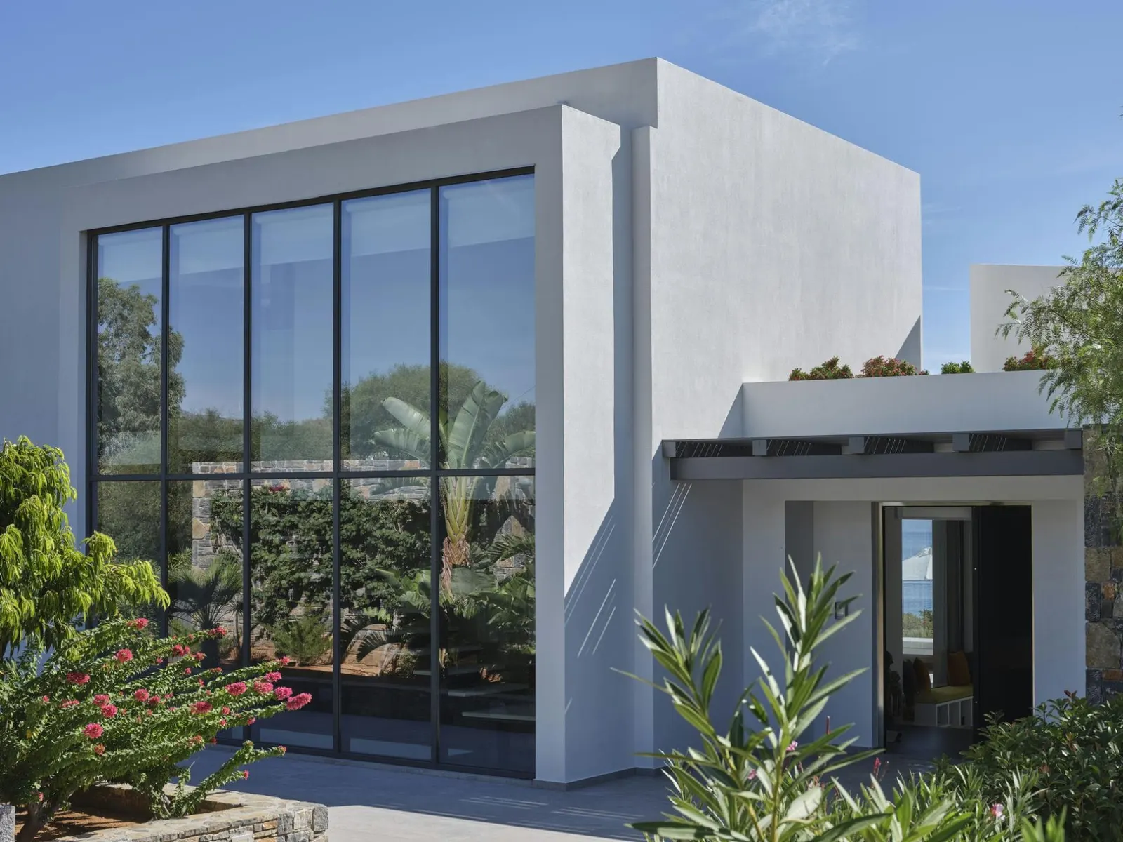 6-Bed Villa with Heated pool, Agios Nikolaos Municipal Unit, photo 9
