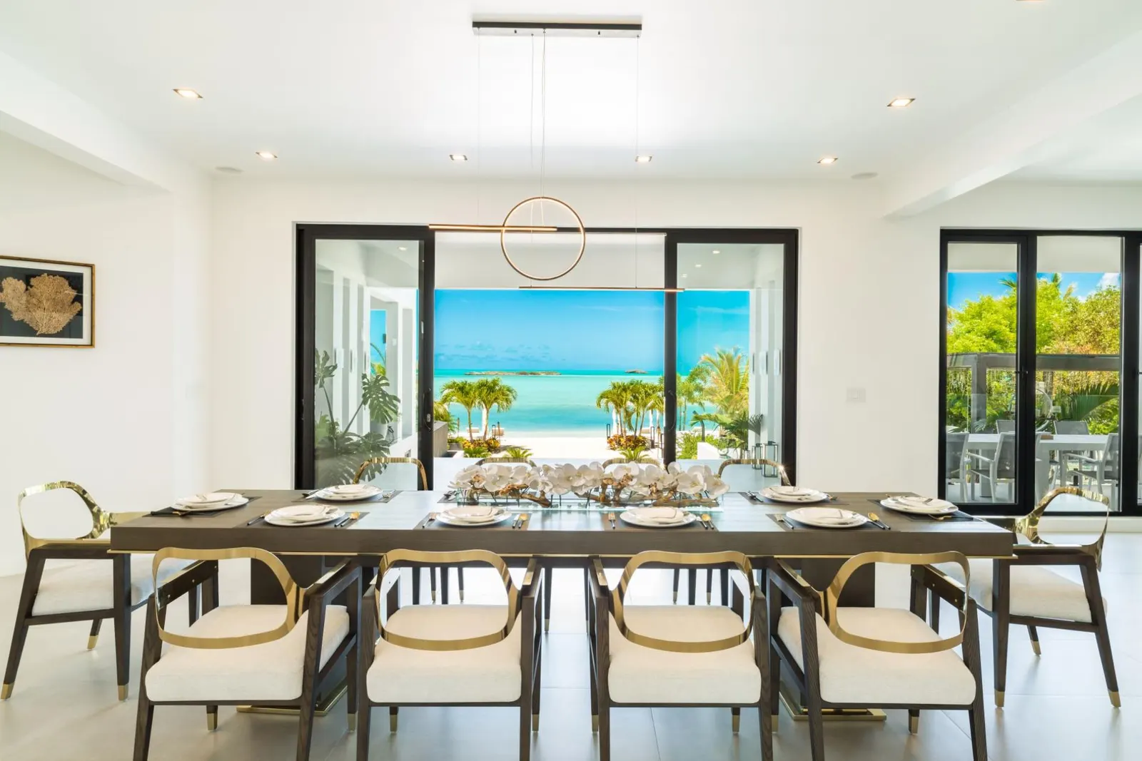Vilă cu piscină și pe malul mării în Providenciales, fotografia 27