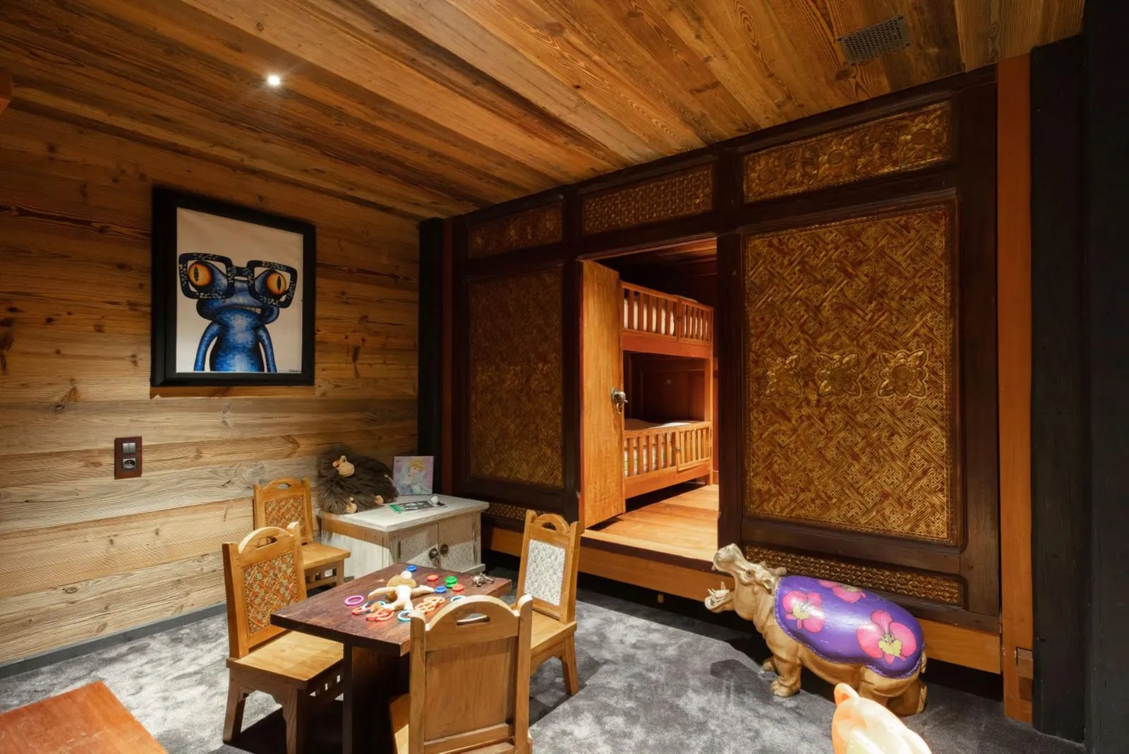 Chalet cu piscină încălzită și Jacuzzi în Tignes, fotografia 15