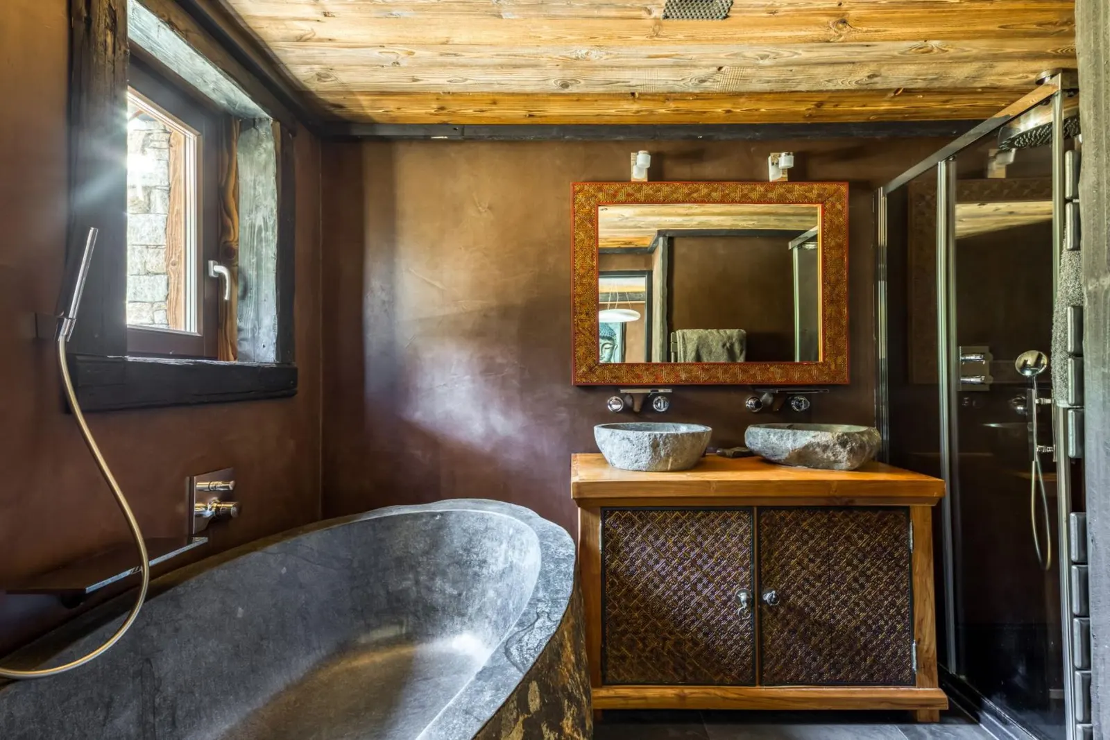 Chalet cu piscină încălzită și Jacuzzi în Tignes, fotografia 16