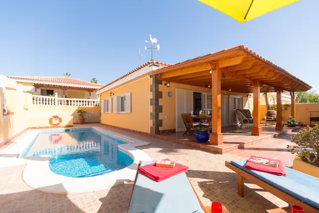 Villa with Heated pool in Santa Cruz de Tenerife