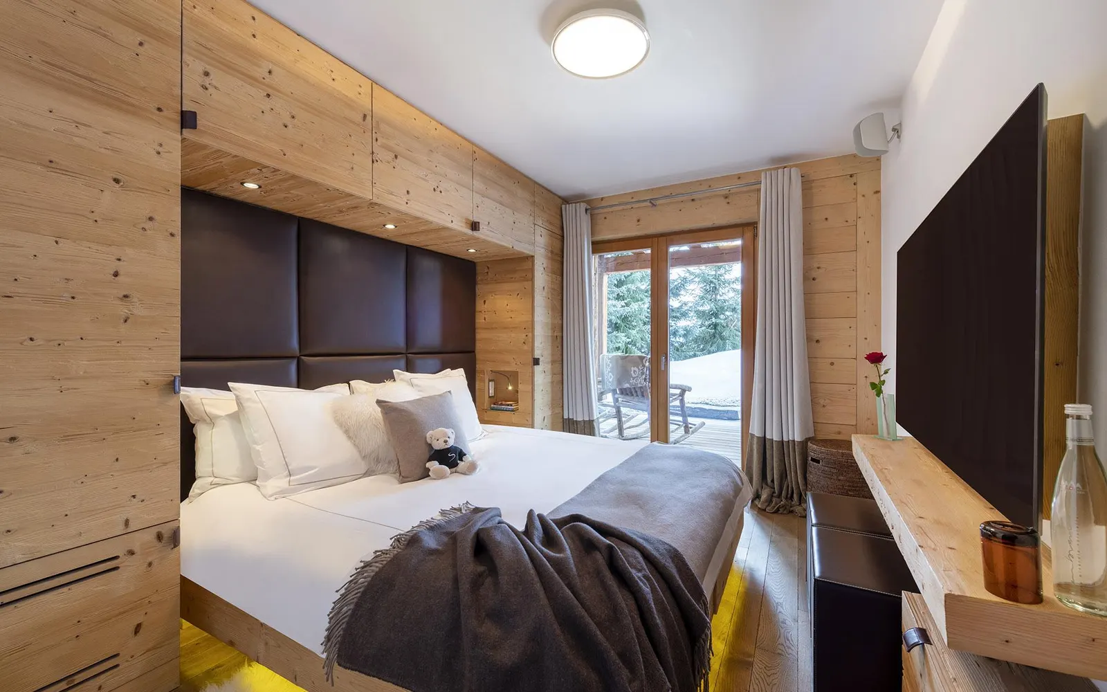 Chalet cu 5 dormitoare și piscină încălzită, cazare pentru 10 persoane, fotografia 16