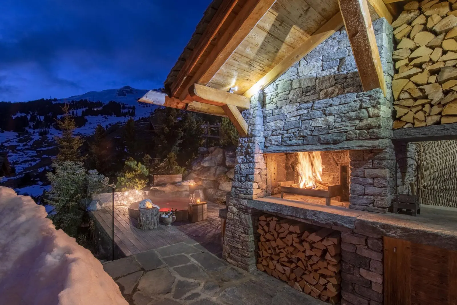 Chalet cu 5 dormitoare și piscină încălzită, cazare pentru 10 persoane, fotografia 5