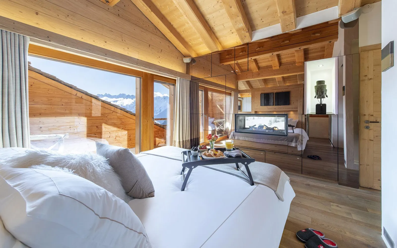 Chalet cu 5 dormitoare și piscină încălzită, cazare pentru 10 persoane, fotografia 14