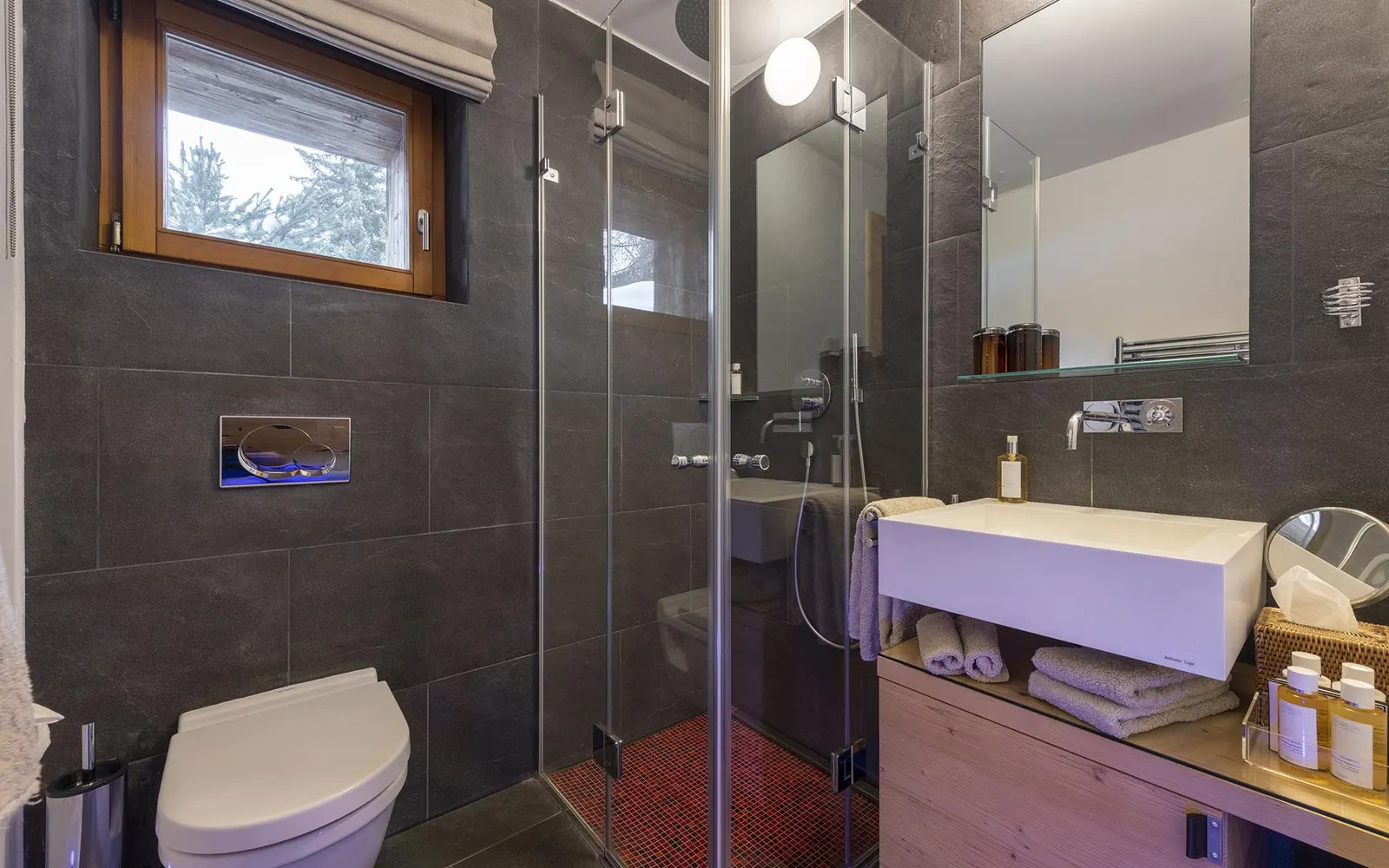 Chalet cu 5 dormitoare și piscină încălzită, cazare pentru 10 persoane, fotografia 22