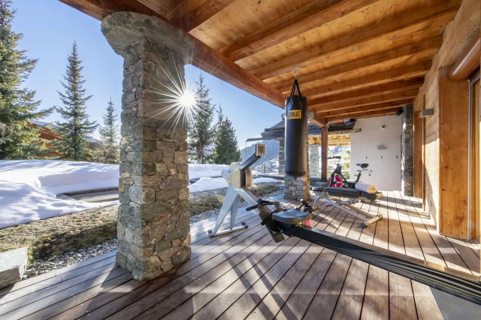 Chalet cu 5 dormitoare și piscină încălzită, cazare pentru 10 persoane, fotografia 32