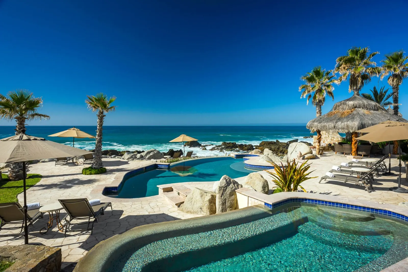 Vilă cu piscină încălzită și pe malul mării în Cabo San Lucas, fotografia 29