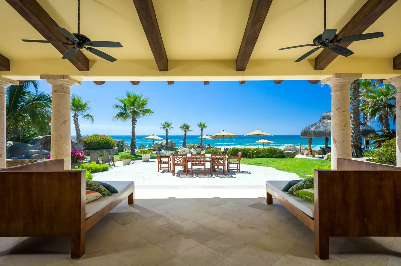 Vilă cu piscină încălzită și pe malul mării în Cabo San Lucas, fotografia 8